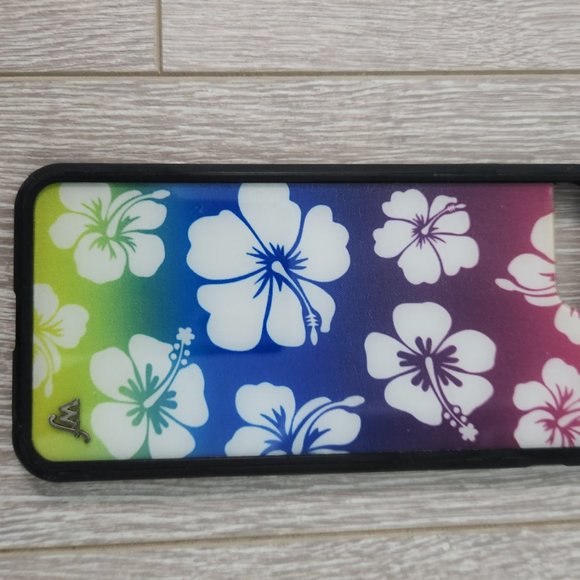 Wildflower iPhone 8 Plus / 7 Plus / 6 Plus cases - Picture 2 of 13